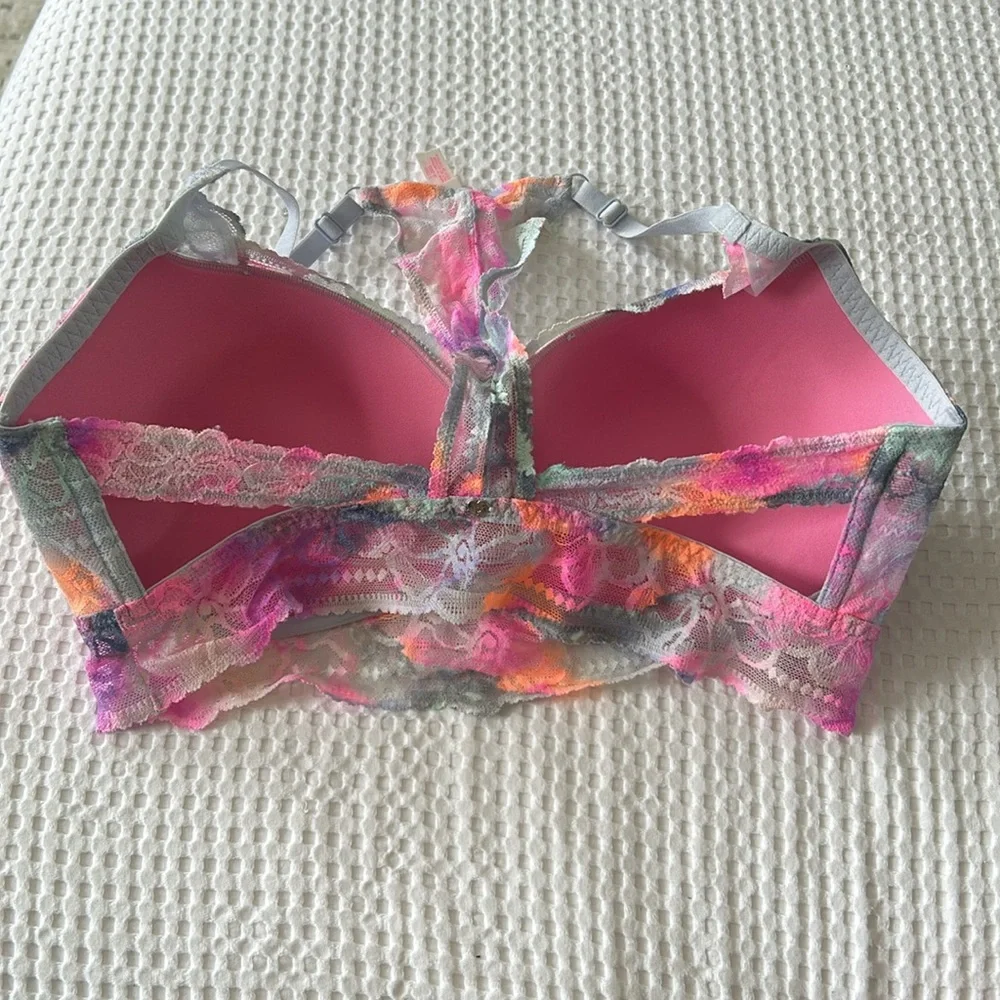Victoria's Secret Multicolor Lace Bra - Picture 6 of 10